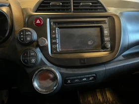 Honda Jazz 1.4 benzin Comfort 99кс - 3100 € / 6063.07 лв. - 92176373 11