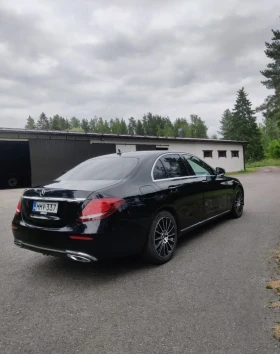 Mercedes-Benz E 220, снимка 3