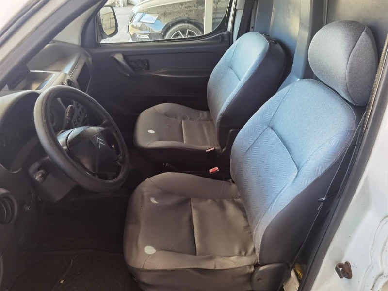 Citroen Berlingo 1.8 D, снимка 8 - Автомобили и джипове - 47288679