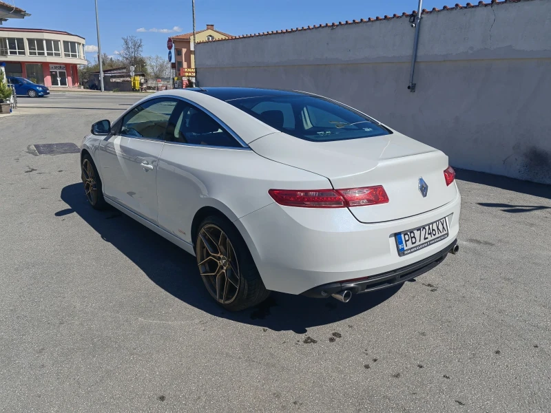 Renault Laguna Coupe 2.0 dci, снимка 7 - Автомобили и джипове - 48474917