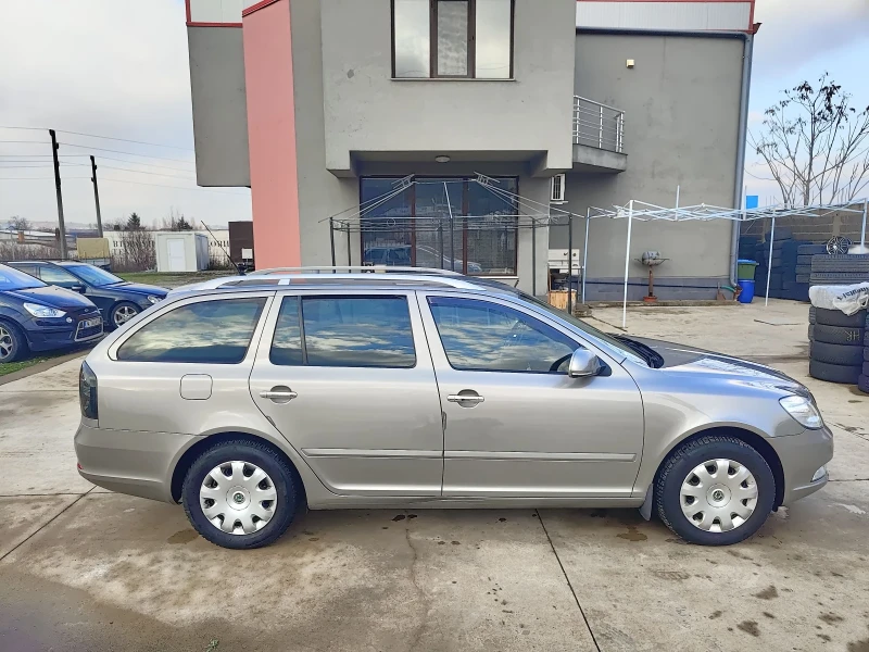 Skoda Octavia 1.9 TDI - 105 kc, снимка 8 - Автомобили и джипове - 48480038