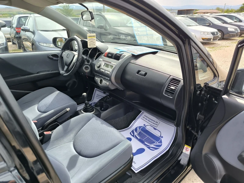 Honda Jazz 1.4i, снимка 7 - Автомобили и джипове - 51509758