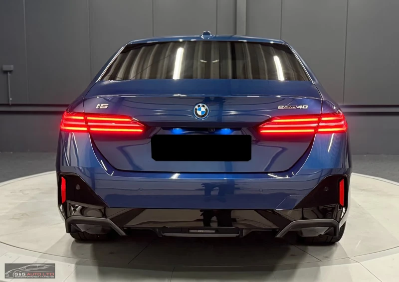 BMW i5 eDRIVE40/M-SPORT/340HP/IC.GLOW/360/ACC/MEMO/799f, снимка 7 - Автомобили и джипове - 51834443
