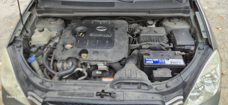 Kia Carens CRDi, снимка 9 - Автомобили и джипове - 52023133