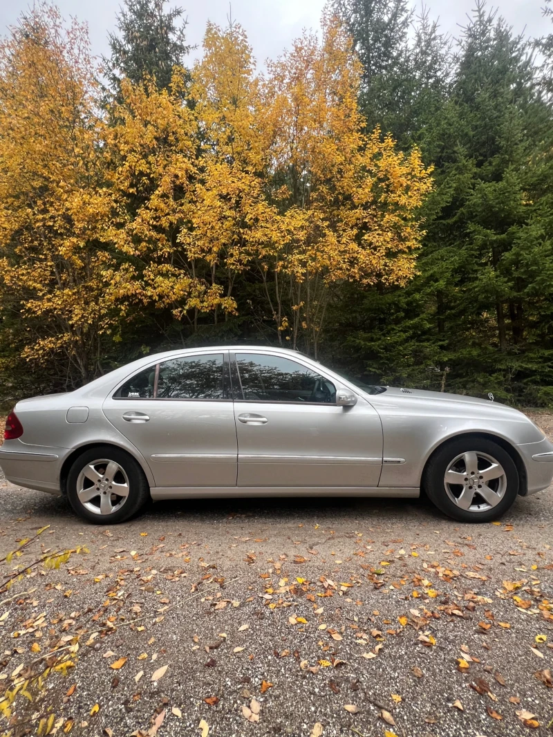 Mercedes-Benz E 270, снимка 6 - Автомобили и джипове - 52189452