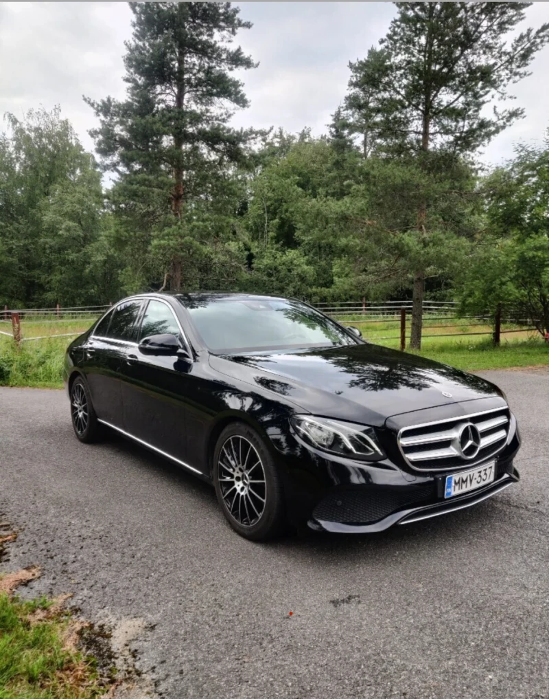 Mercedes-Benz E 220