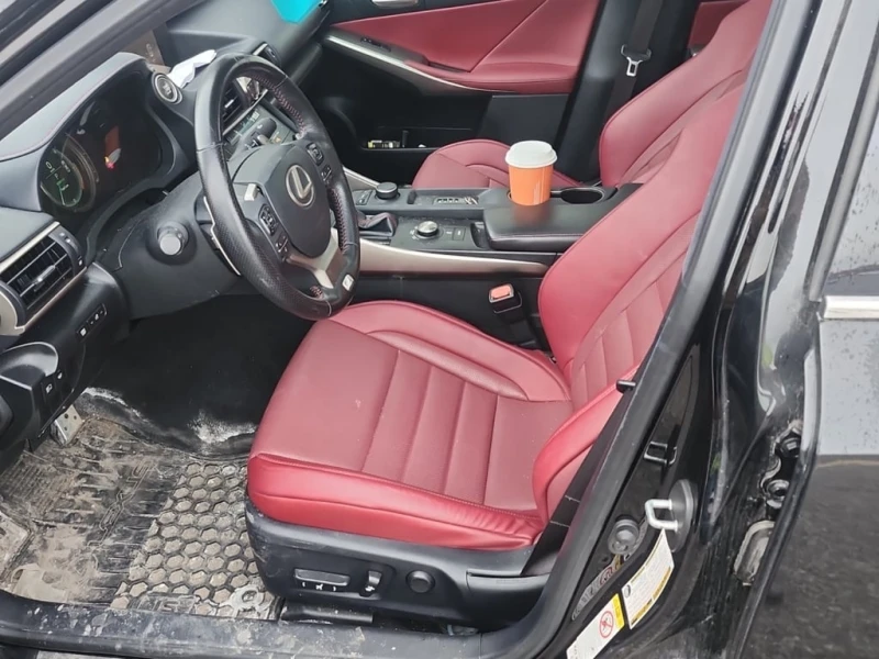 Lexus IS * 300 * CARFAX * , снимка 7 - Автомобили и джипове - 52840854