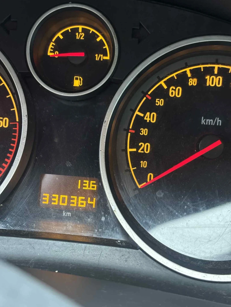 Opel Astra, снимка 9 - Автомобили и джипове - 52956572