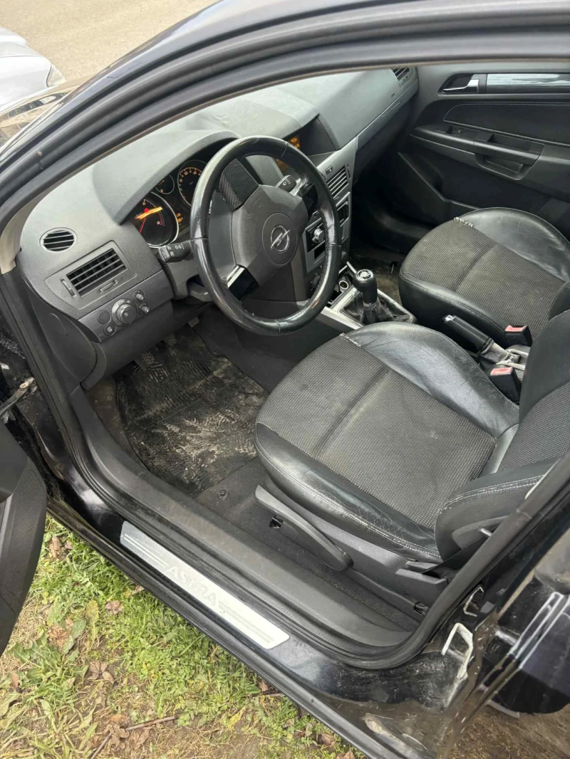 Opel Astra, снимка 7 - Автомобили и джипове - 52956572