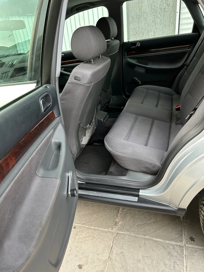 Audi A4 1.9 TDI 110ps, снимка 8 - Автомобили и джипове - 53315337