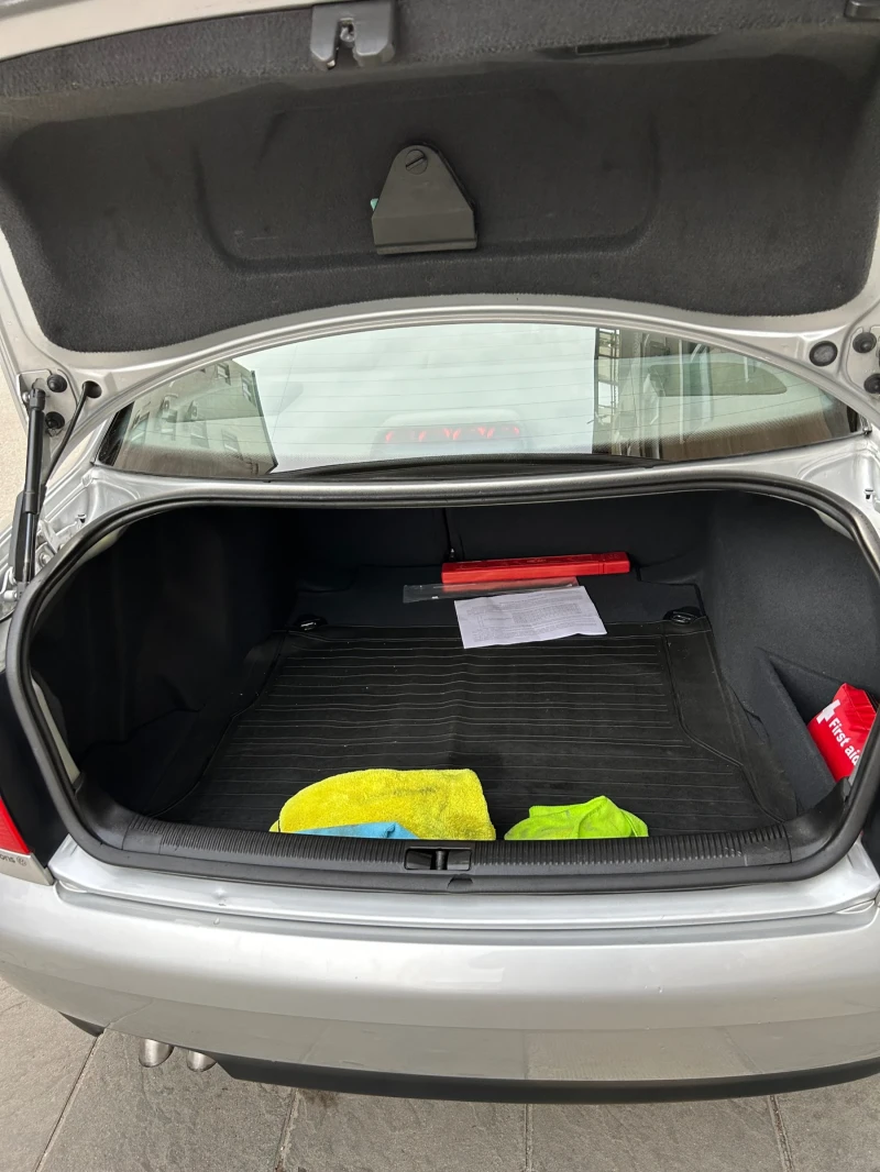 Audi A4 1.9 TDI 110ps, снимка 9 - Автомобили и джипове - 53315337