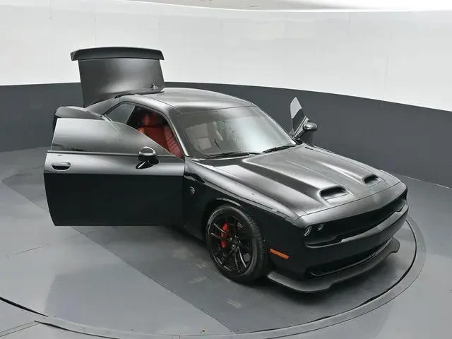 Dodge Challenger SRT Hellcat, снимка 8 - Автомобили и джипове - 54403010