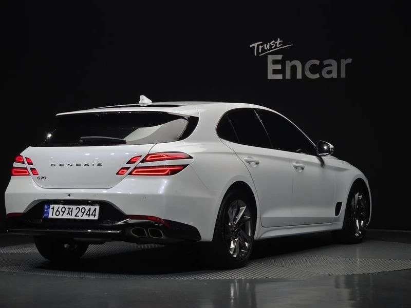 Genesis G70 2.0 Automatic, снимка 3 - Автомобили и джипове - 55598156