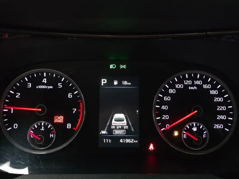 Kia K5 2.0 Trendy, снимка 8 - Автомобили и джипове - 56000927