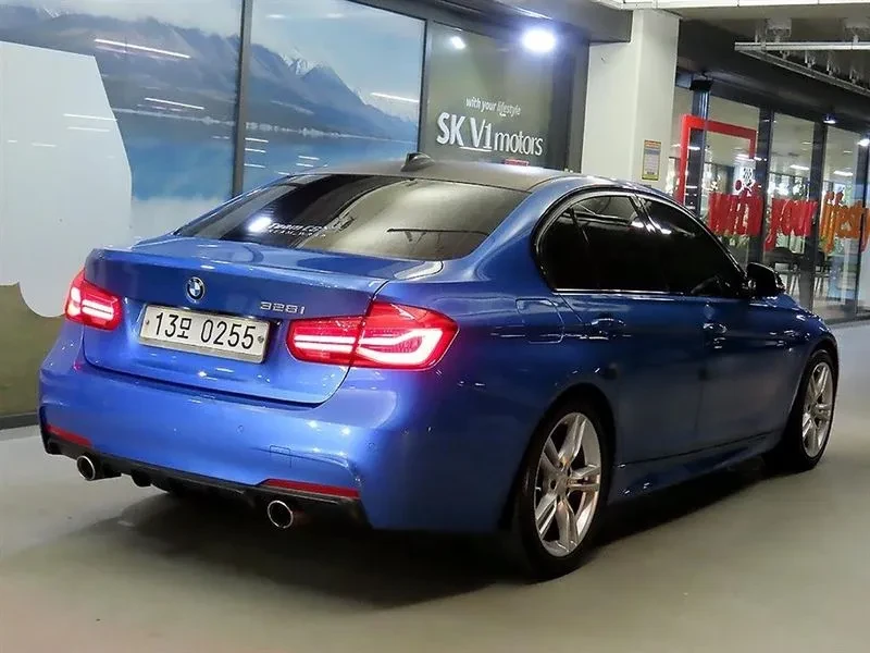 BMW 328 i - САМО 30% АВАНС, снимка 2 - Автомобили и джипове - 56304553