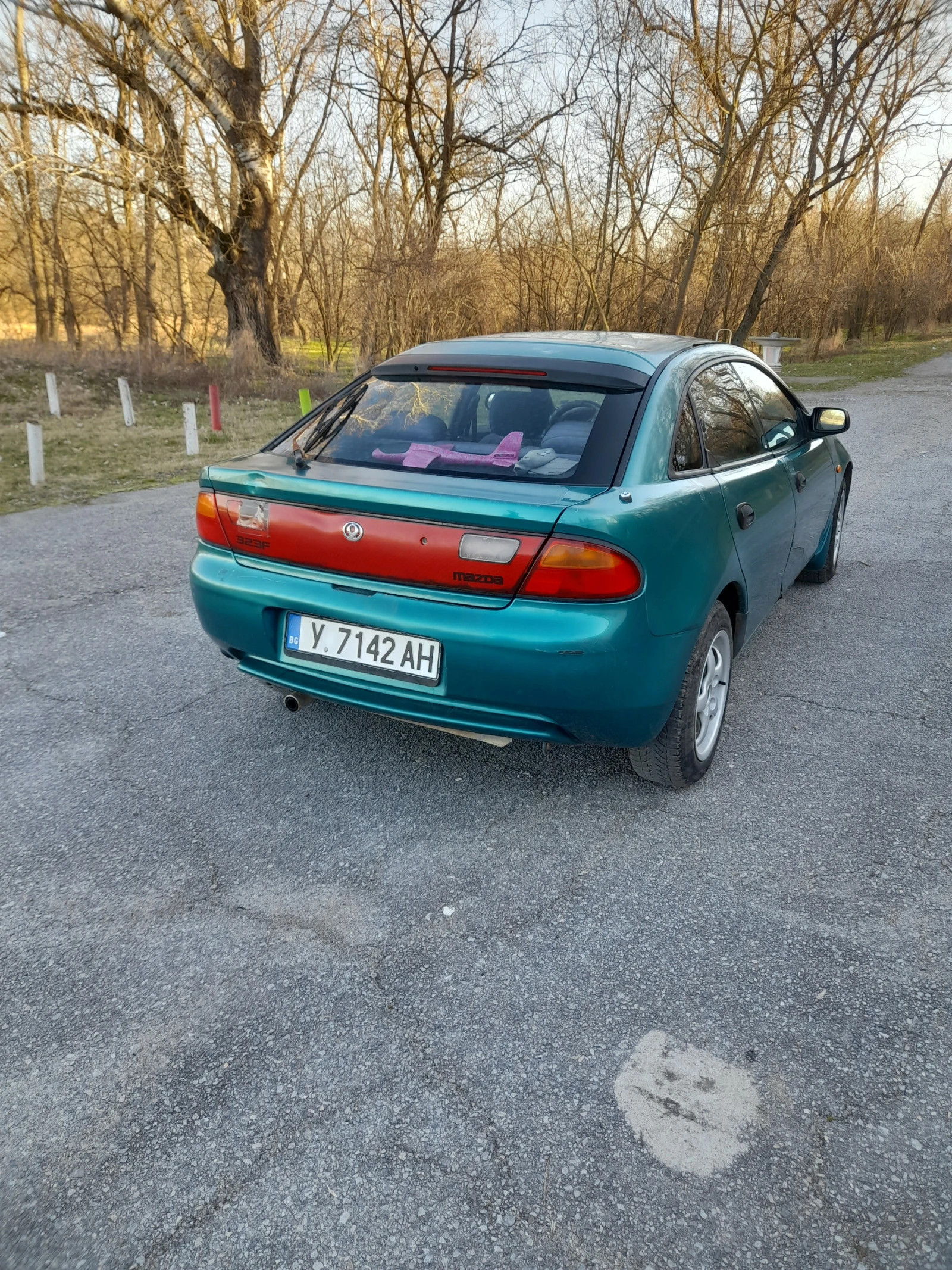 Mazda 323  - изображение 6