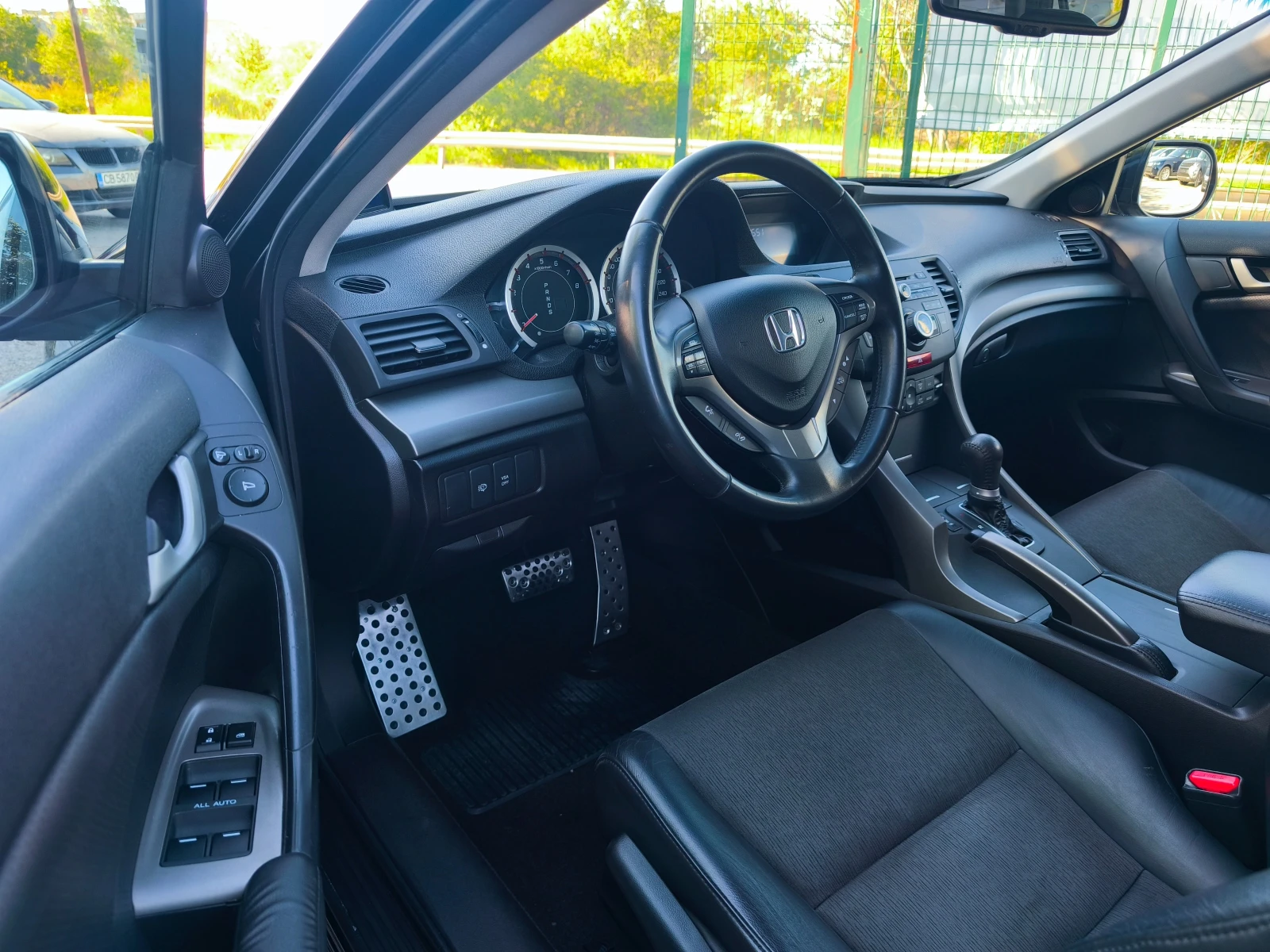 Honda Accord 2.4 - S - TAPE - FACE - изображение 10