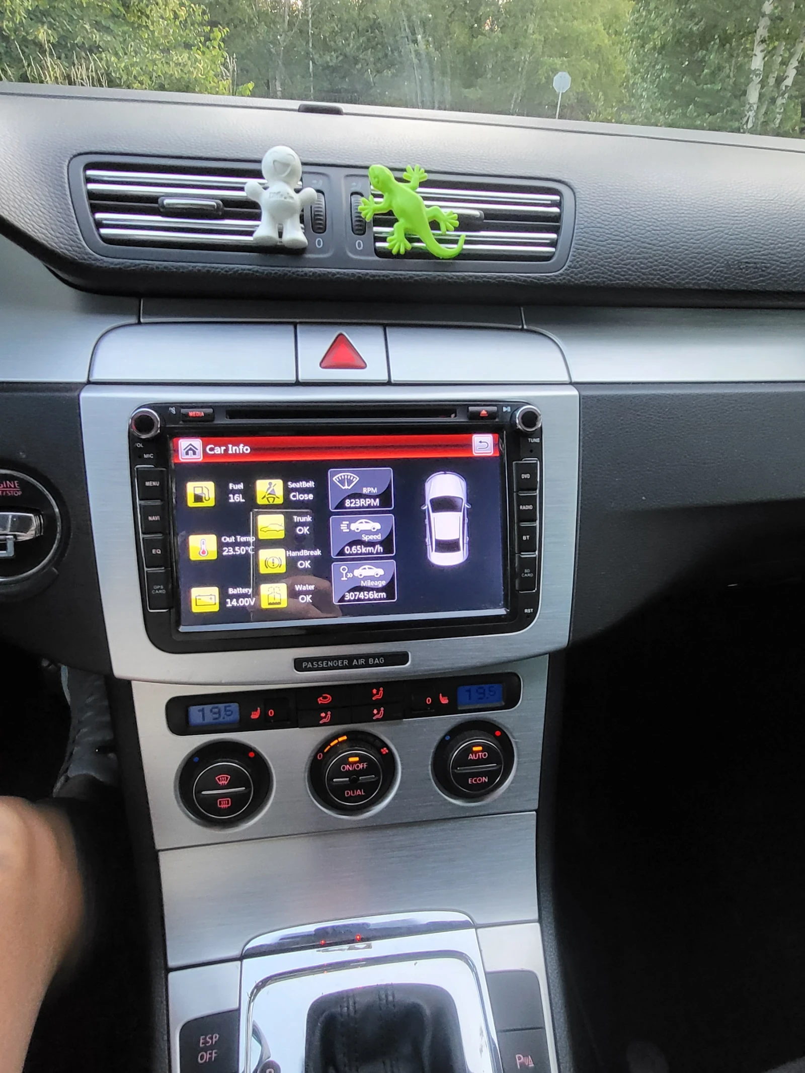 VW Passat 2 tdi - изображение 8