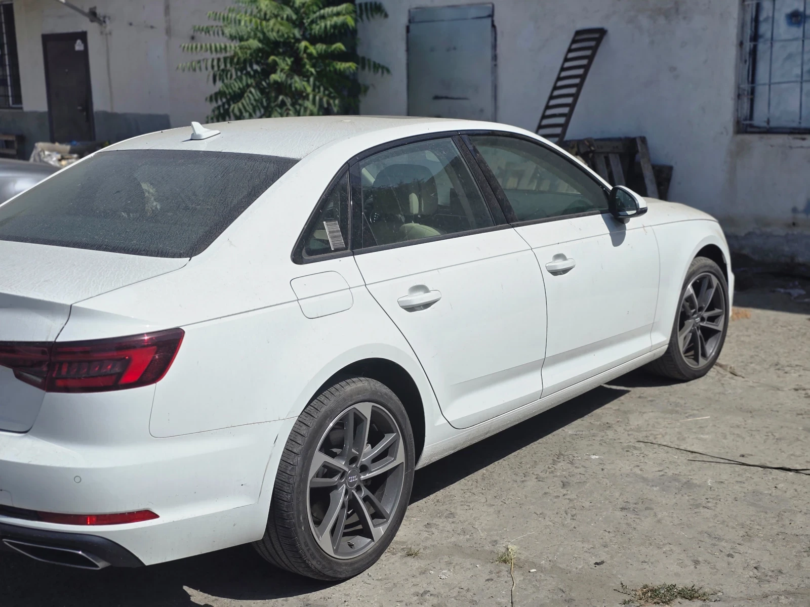 Audi A4  - изображение 5