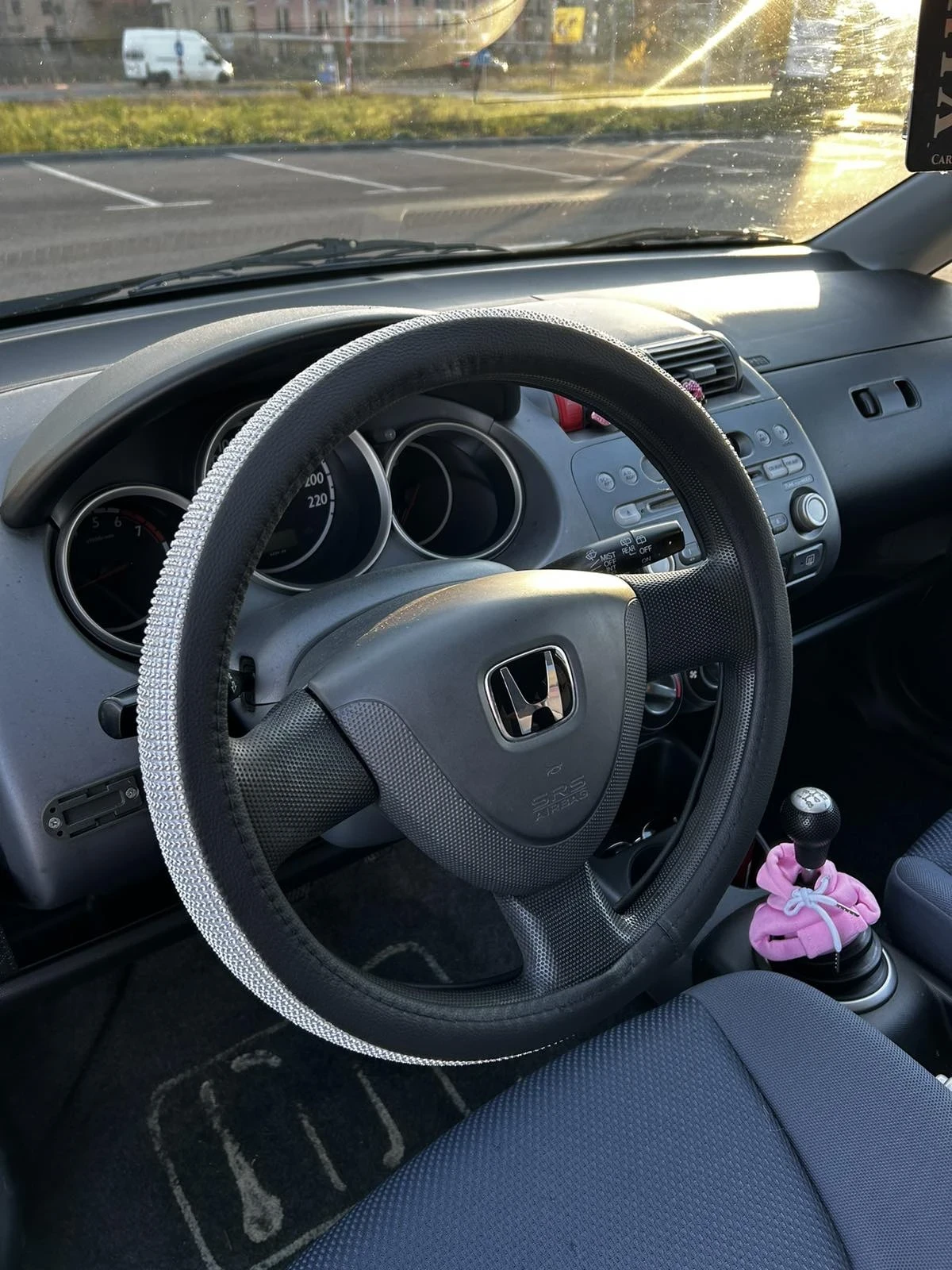 Honda Jazz  - изображение 8