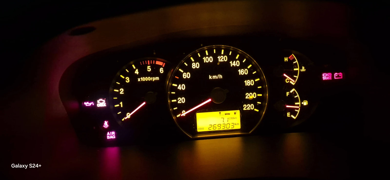 Kia Carens CRDi | Mobile.bg   16