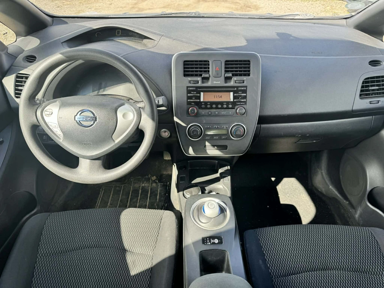 Nissan Leaf  23 KWH-110 к.с - изображение 8