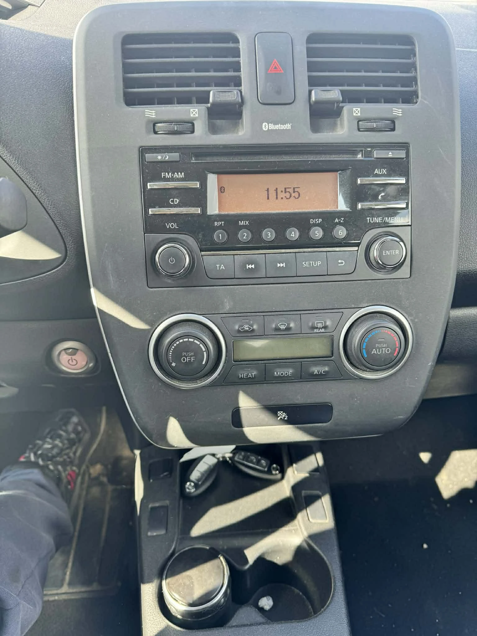 Nissan Leaf  23 KWH-110 к.с - изображение 7