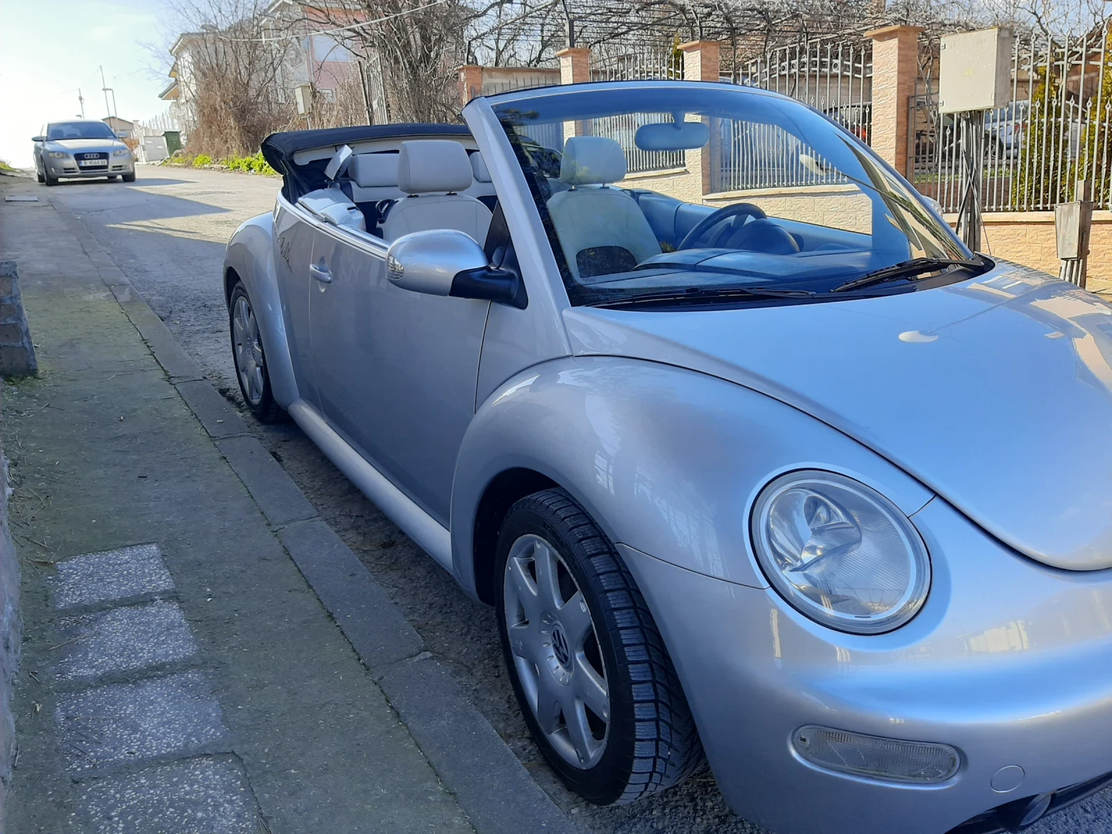 VW New beetle, снимка 7 - Автомобили и джипове - 53750157