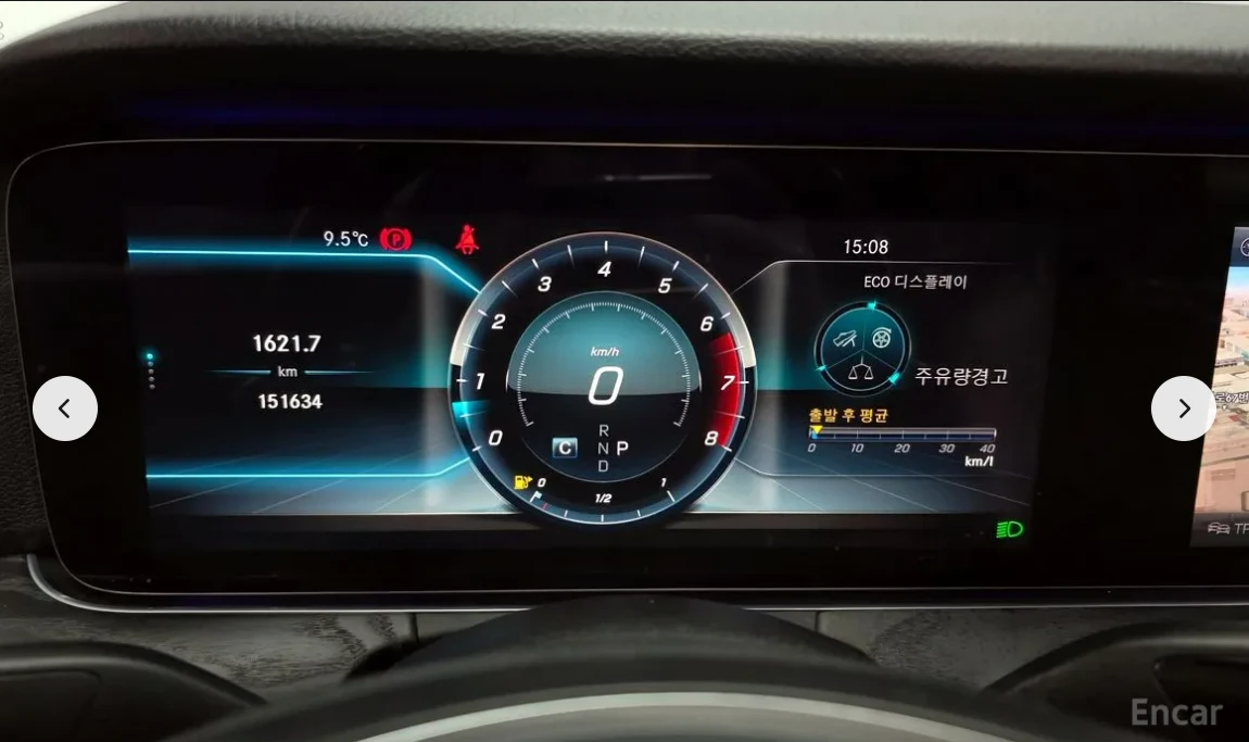 Mercedes-Benz E 300 BURMESTER* DIGITAL* МАСАЖ* HEAD-UP* 360 CAM* ОБДУХ, снимка 9 - Автомобили и джипове - 53775736