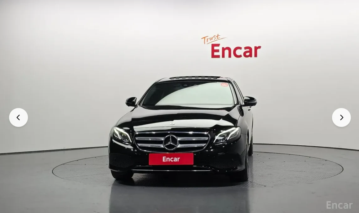 Mercedes-Benz E 300 BURMESTER* DIGITAL* МАСАЖ* HEAD-UP* 360 CAM* ОБДУХ, снимка 2 - Автомобили и джипове - 53775736