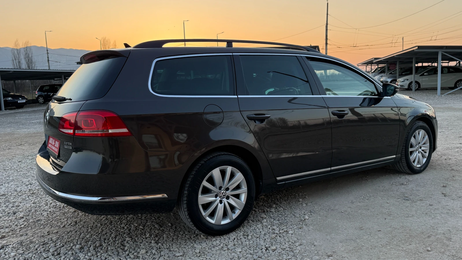 VW Passat 2.0TDI/NAVI/ПАНОРАМА/ШИБЕДАХ/EURO 5B/ВНОС ИТАЛИЯ, снимка 4 - Автомобили и джипове - 53821490