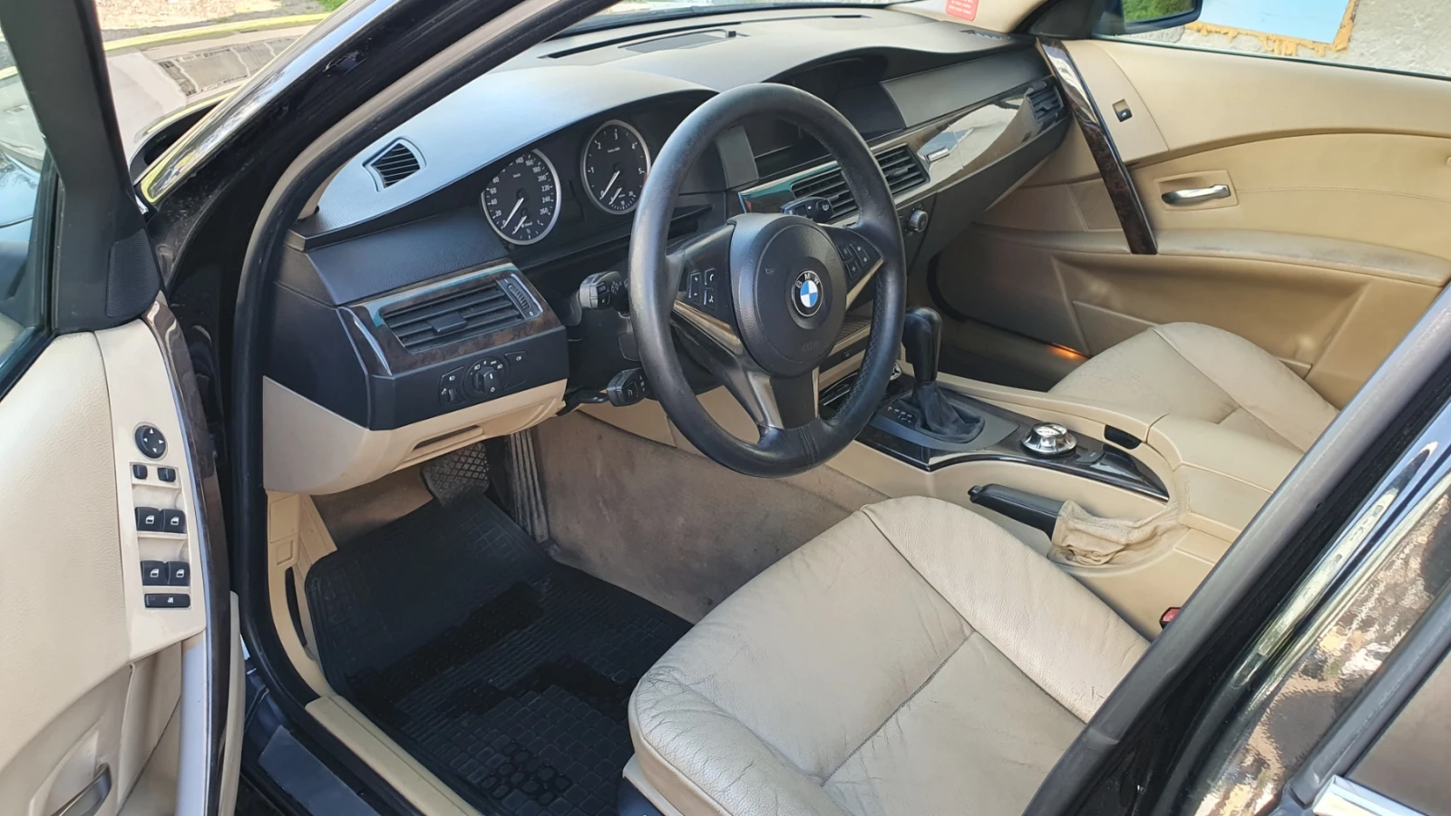BMW 525 230кс ST2 Автоматик, снимка 9 - Автомобили и джипове - 54246074