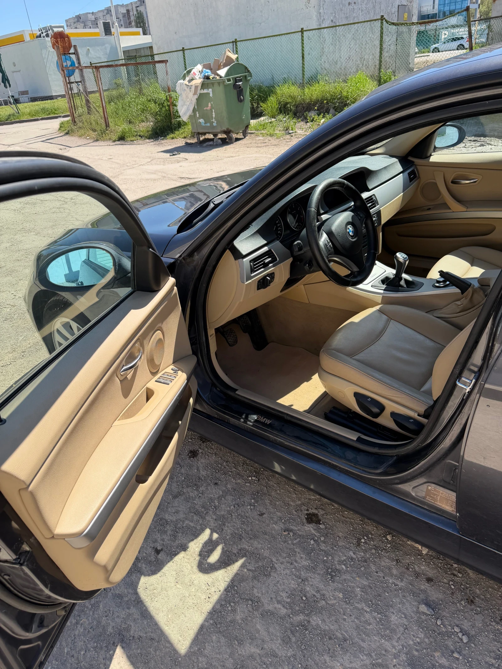 BMW 320, снимка 9 - Автомобили и джипове - 54322876