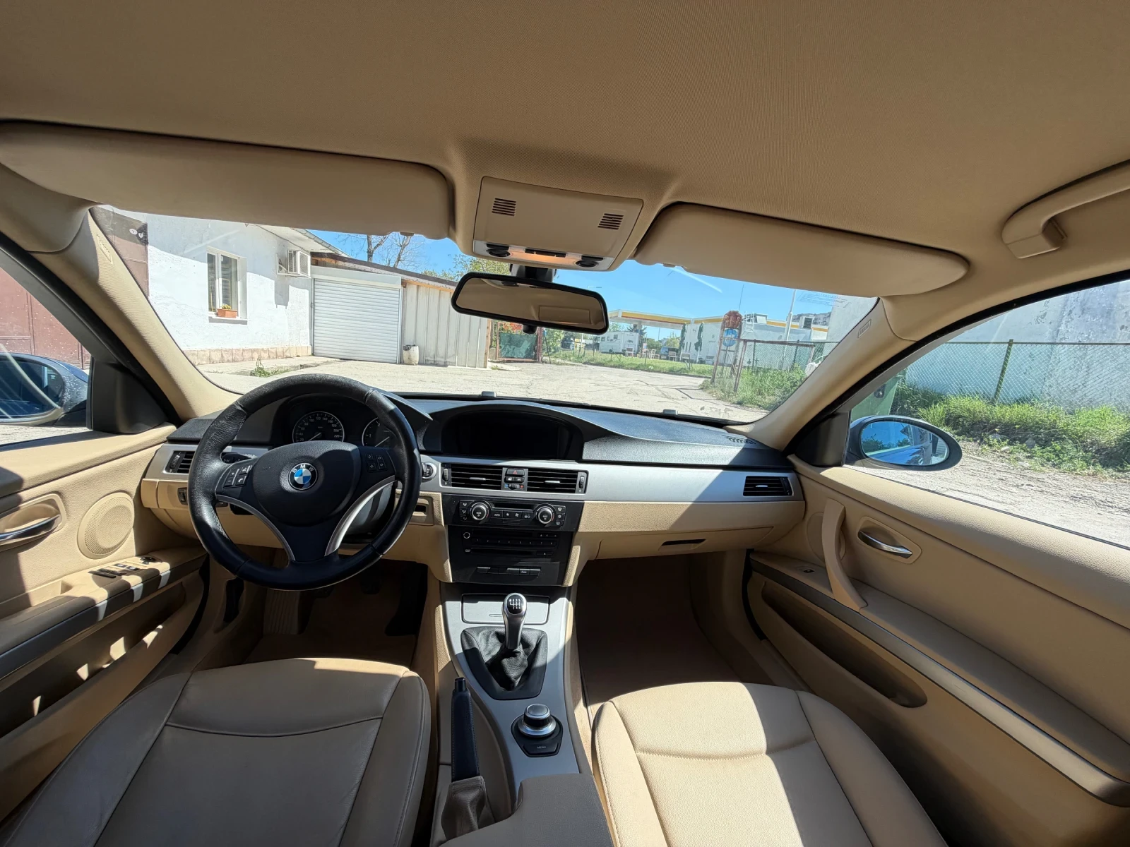 BMW 320, снимка 8 - Автомобили и джипове - 54322876