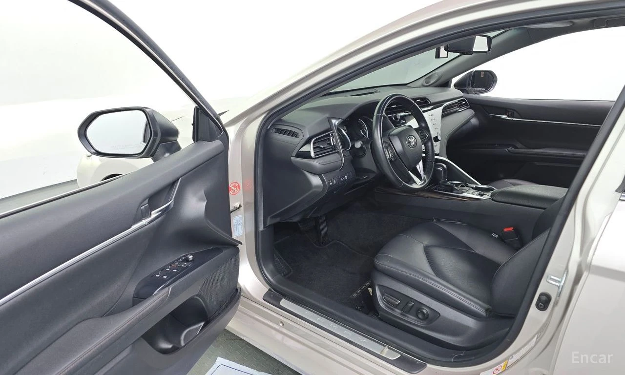 Toyota Camry * HYBRID* XLE* ����* �������* �������* ������*  | Mobile.bg � ����������� 10