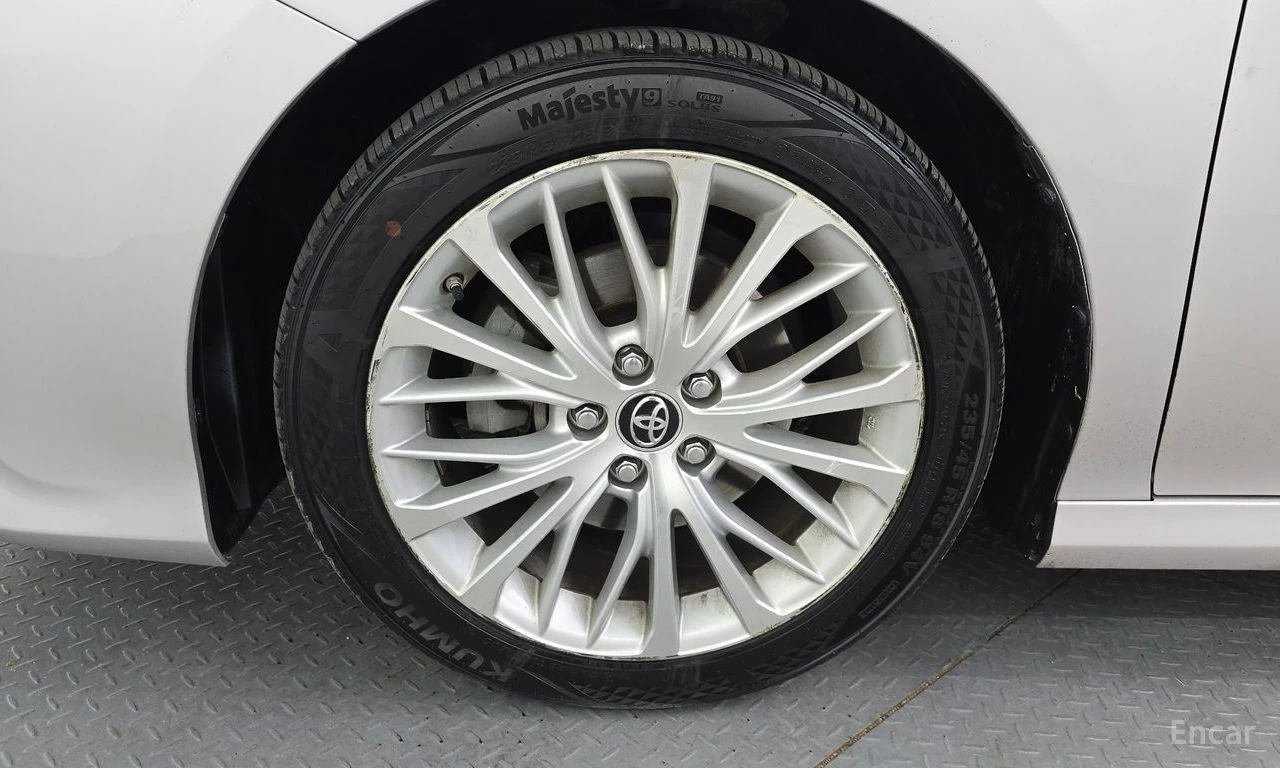 Toyota Camry * HYBRID* XLE* ����* �������* �������* ������*  | Mobile.bg � ����������� 5