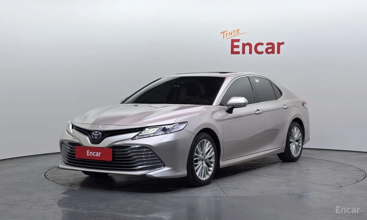 Toyota Camry * HYBRID* XLE* КОЖА* ПОДГРЕВ* ШИБИДАХ* КАМЕРА* 
