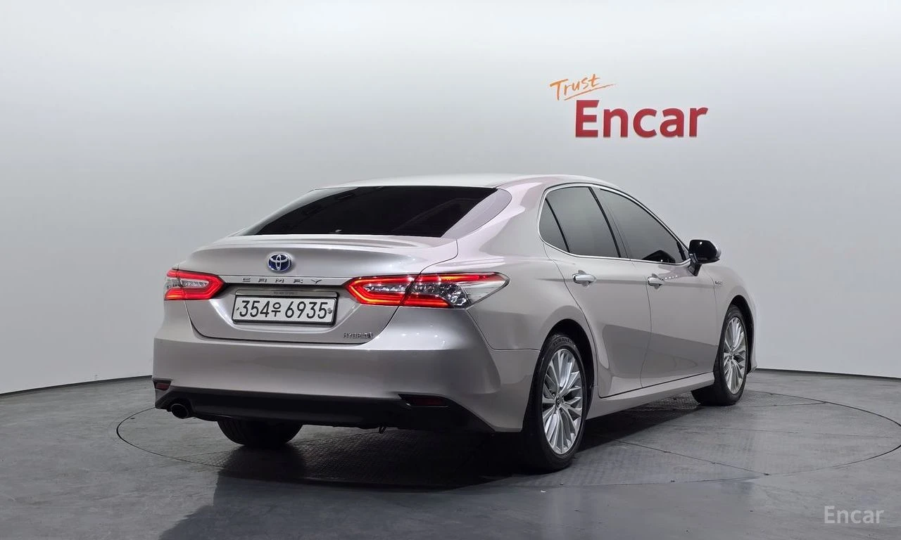 Toyota Camry * HYBRID* XLE* ����* �������* �������* ������*  | Mobile.bg � ����������� 2