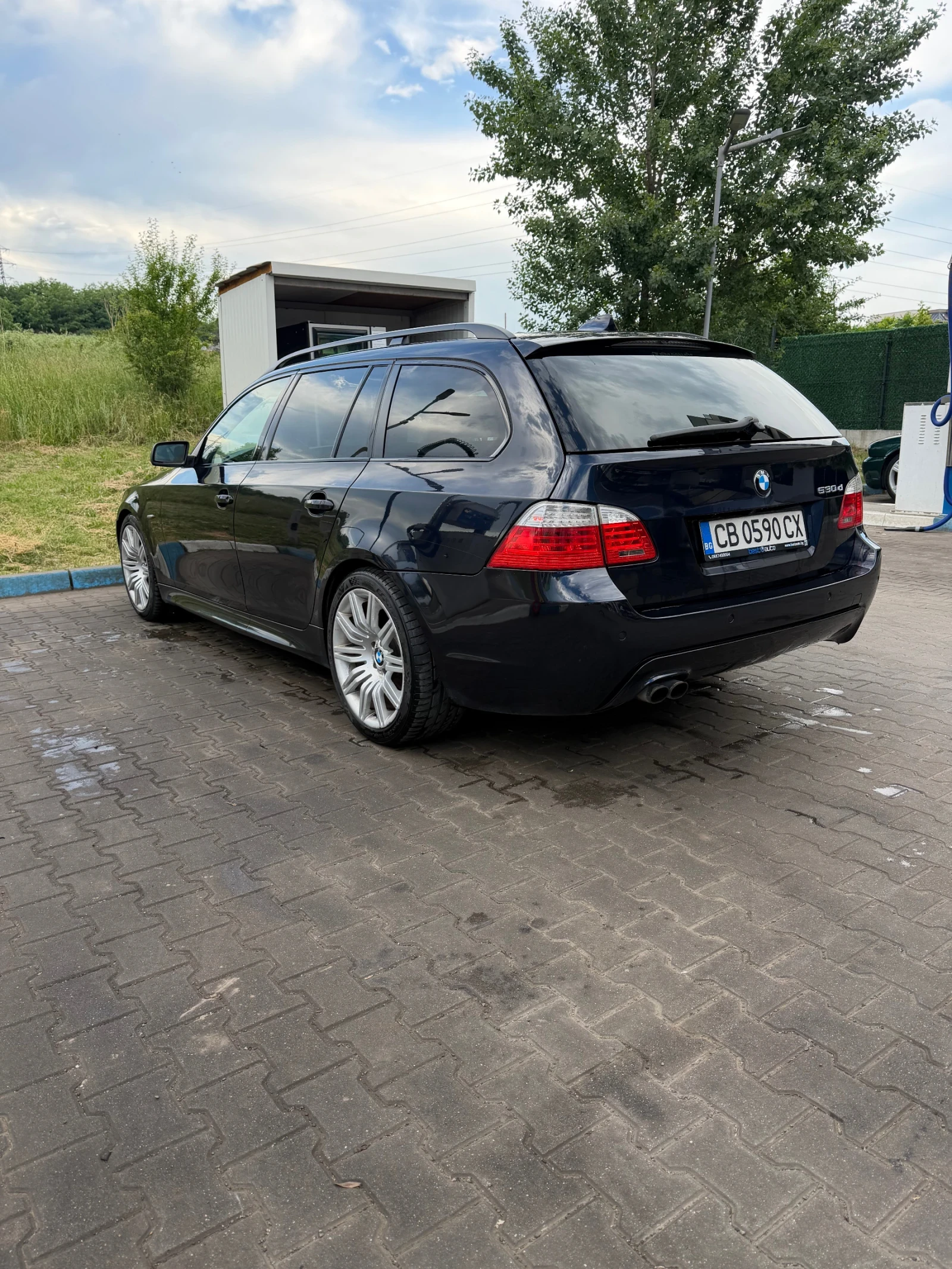 BMW 530, снимка 3 - Автомобили и джипове - 54875567