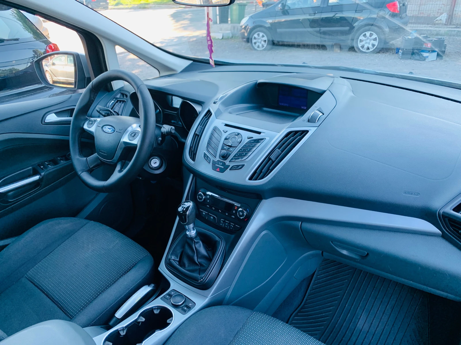 Ford C-max 1.6tdci Titanium, снимка 13 - Автомобили и джипове - 54906843