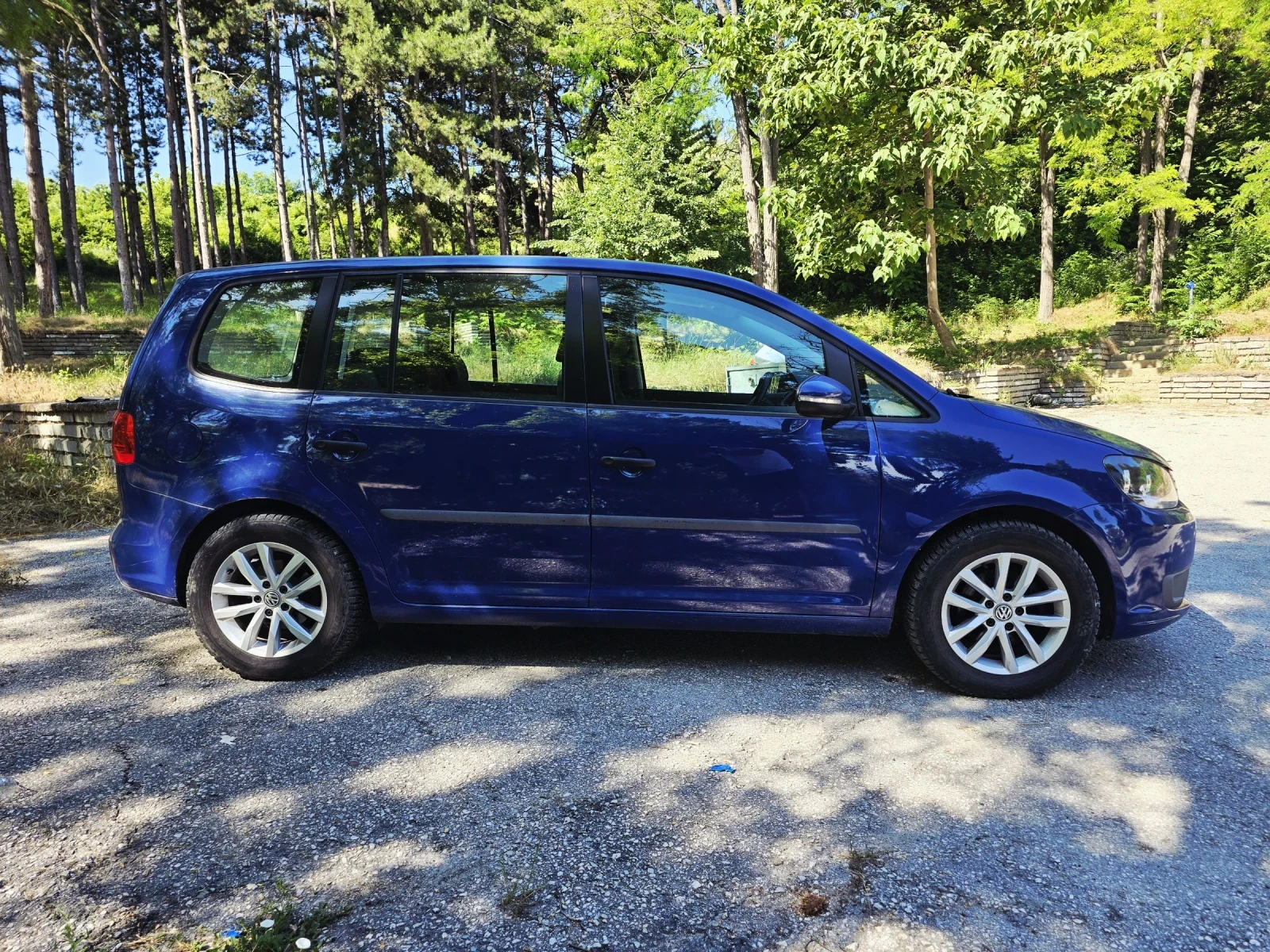 VW Touran, снимка 3 - Автомобили и джипове - 55006090