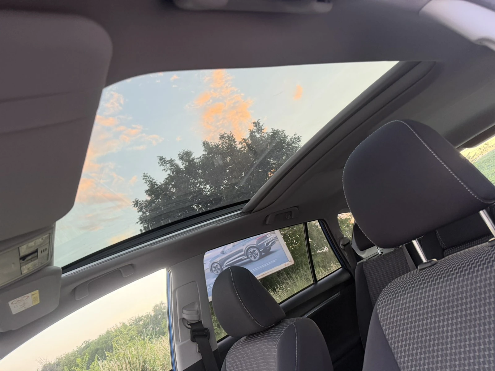 Toyota Verso 1.8-147 КС АВТОМАТИК, НАВИ, , ПАНОРАМА, снимка 15 - Автомобили и джипове - 55053329