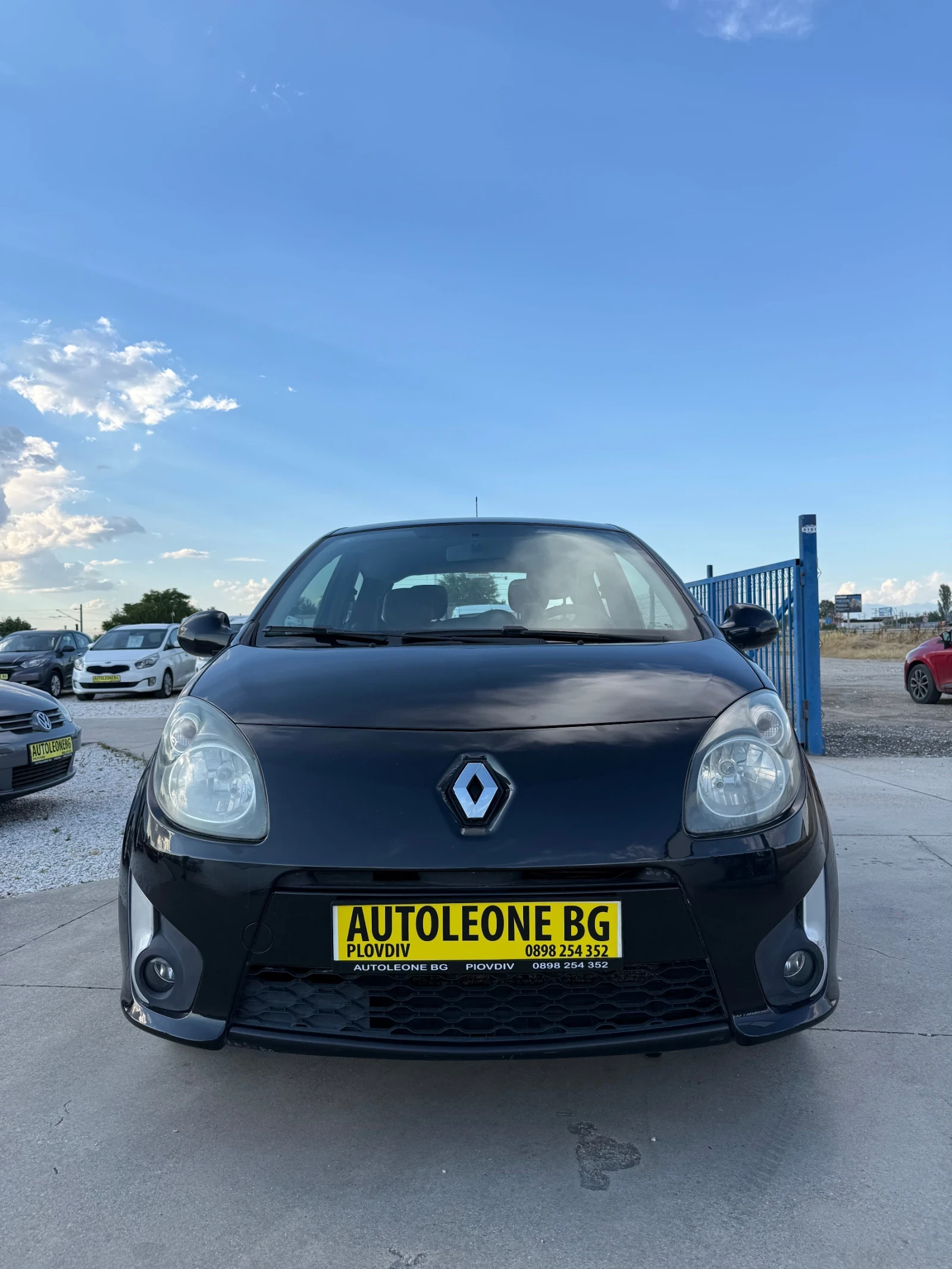Renault Twingo 1.2i, снимка 2 - Автомобили и джипове - 55943065