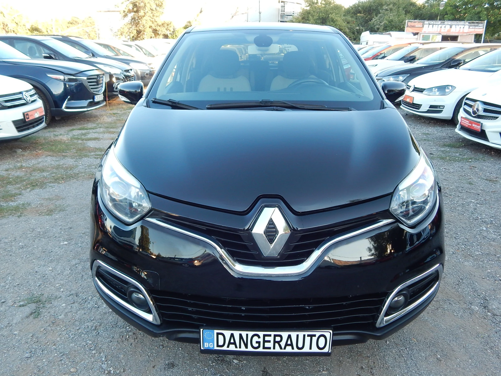Renault Captur 1.5DCI* EURO6* , снимка 2 - Автомобили и джипове - 56001899