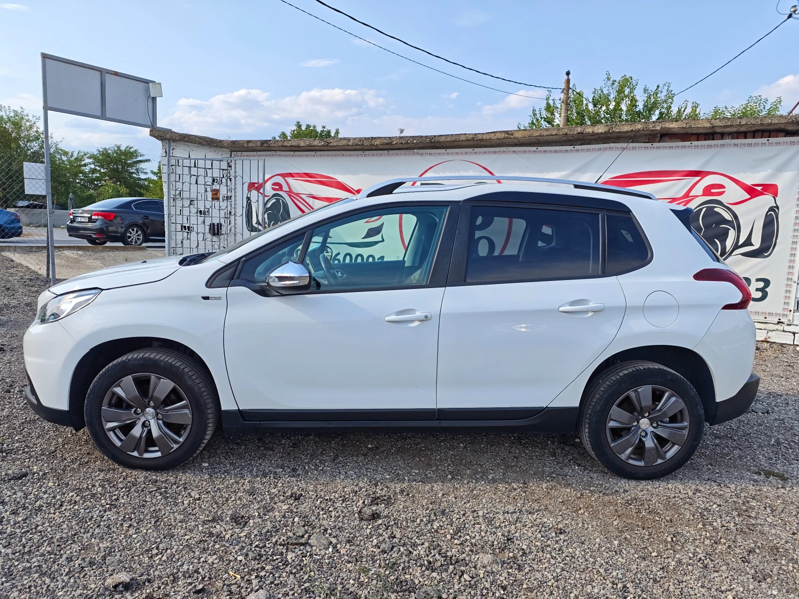 Peugeot 2008 1.6HDI Facelift, снимка 2 - Автомобили и джипове - 56043094