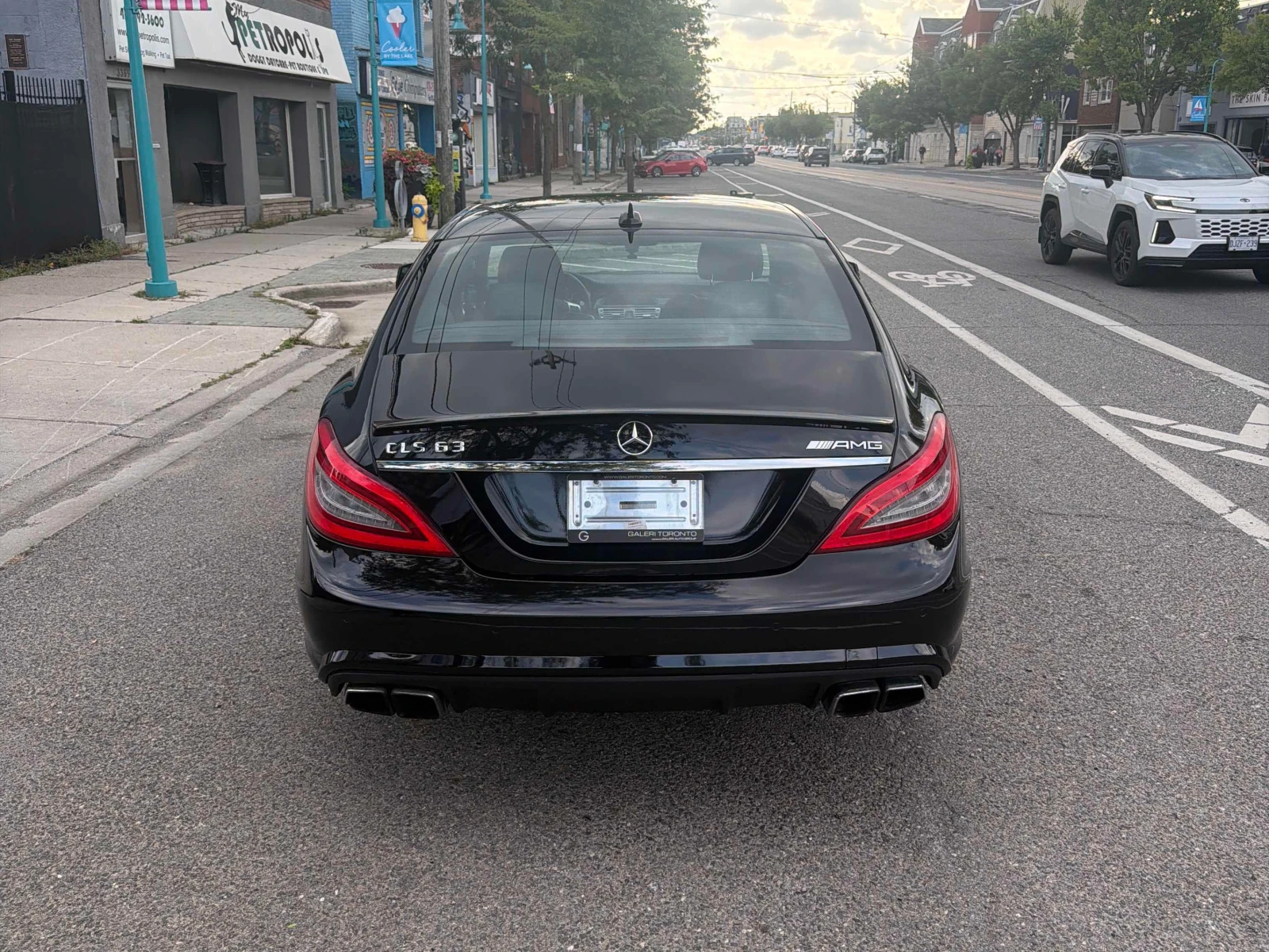 Mercedes-Benz CLS 63 AMG * CARFAX * БЕЗ ПЪРВОНАЧАЛНА ВНОСКА, снимка 4 - Автомобили и джипове - 56056667