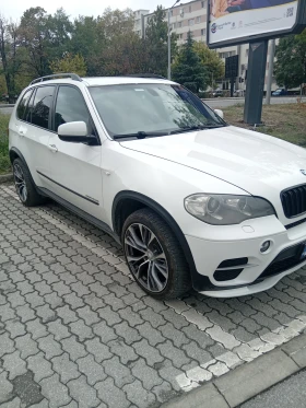 Обява за продажба на BMW X5 xDRIVE40d  Facelift 360 ~19 900 лв. - изображение 1 | Auto.bg Обява за продажба на BMW X5 xDRIVE40d  Facelift 360 ~19 900 лв. - изображение 1