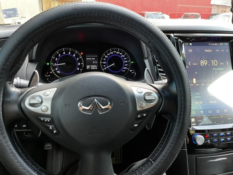 Infiniti QX70 V6, снимка 3 - Автомобили и джипове - 47754465