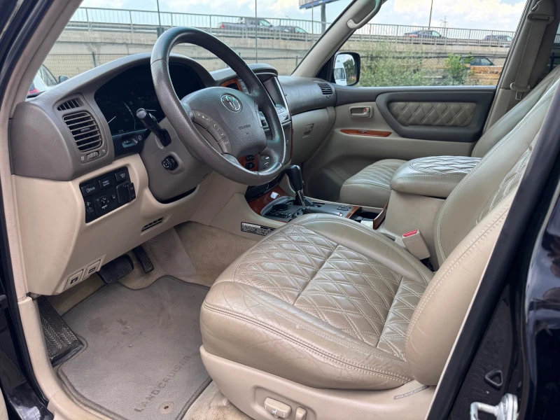 Toyota Land cruiser J100-4.2D-АВТОМАТ-НАВИГАЦИЯ-7местен-TVx2-УНИКАТ!!!, снимка 10 - Автомобили и джипове - 51652901