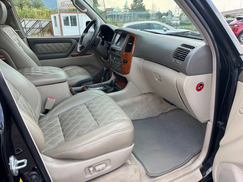 Toyota Land cruiser J100-4.2D-АВТОМАТ-НАВИГАЦИЯ-7местен-TVx2-УНИКАТ!!!, снимка 11 - Автомобили и джипове - 51652901